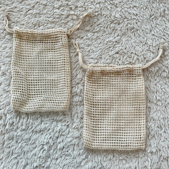 Bundle of 2 Cream Drawstring Net Bags - Picture 2 of 7